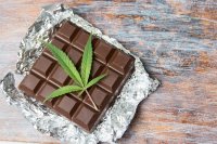 Marijuana leaf with chocolate pieces